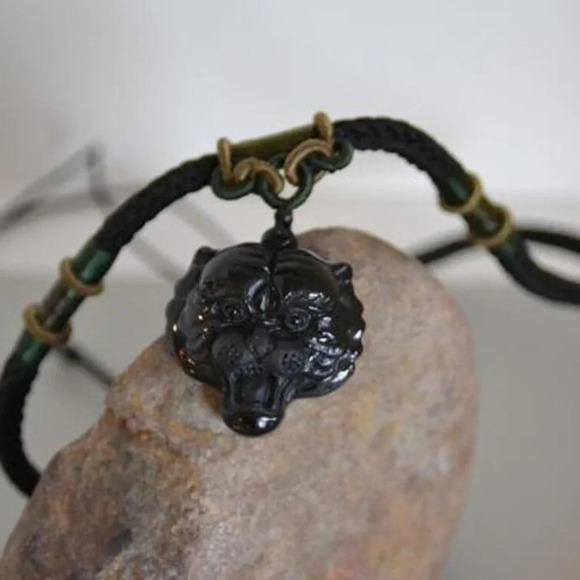 MC - Black Obsidian Carved Gemstone - Lion Pendant - Unisex